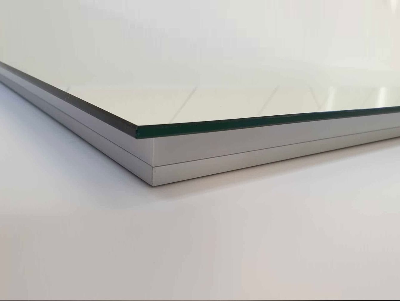 Badspiegel mit Hintergrundbeleuchtung ALEX